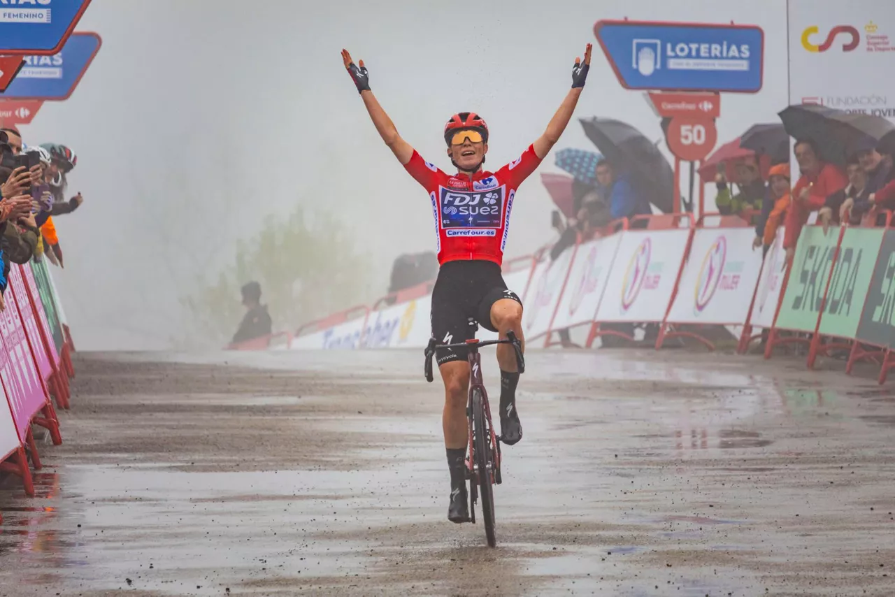 Demi Volleringen helmugaratzea azken etapan. EFE