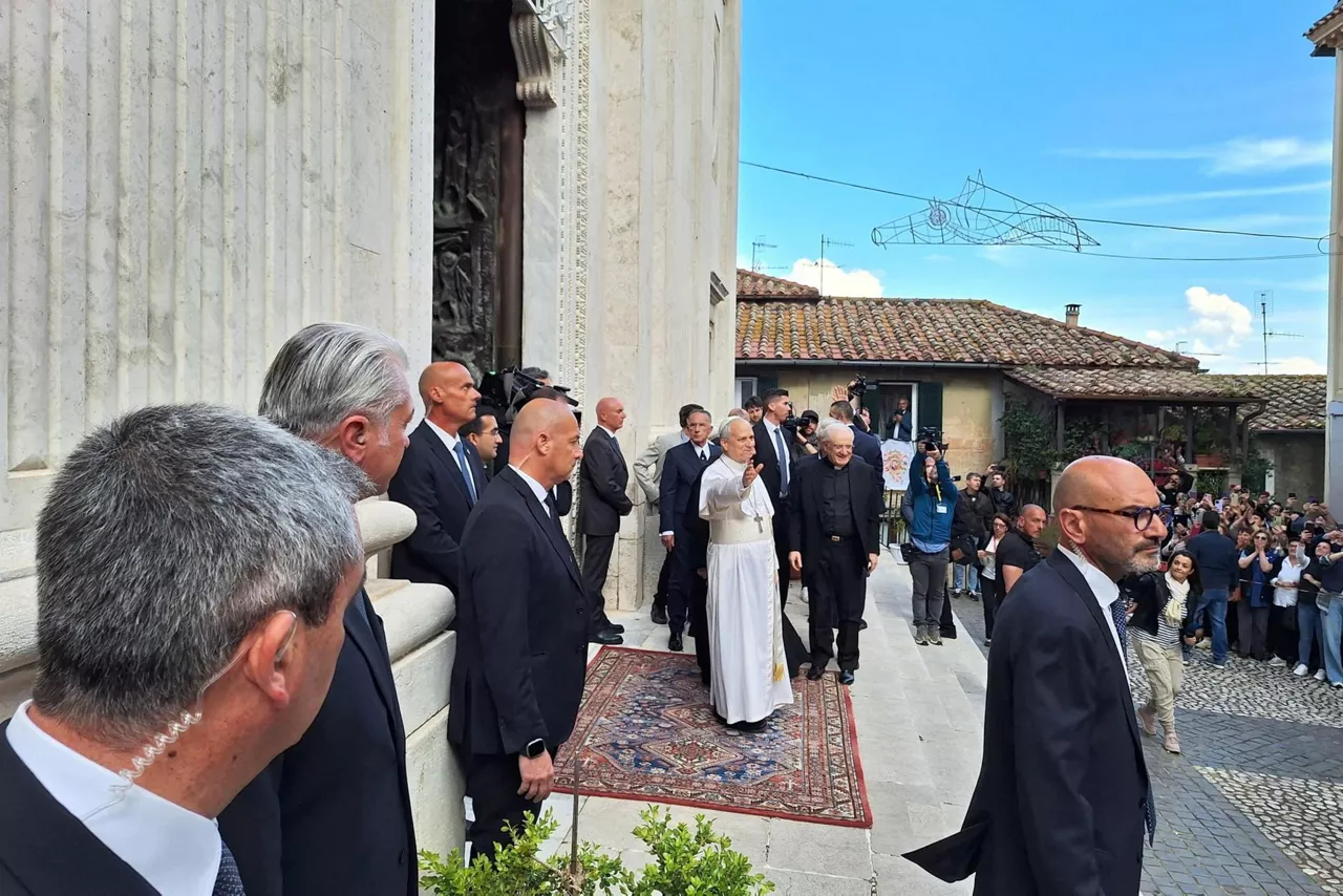 papa-genazzano-efe
