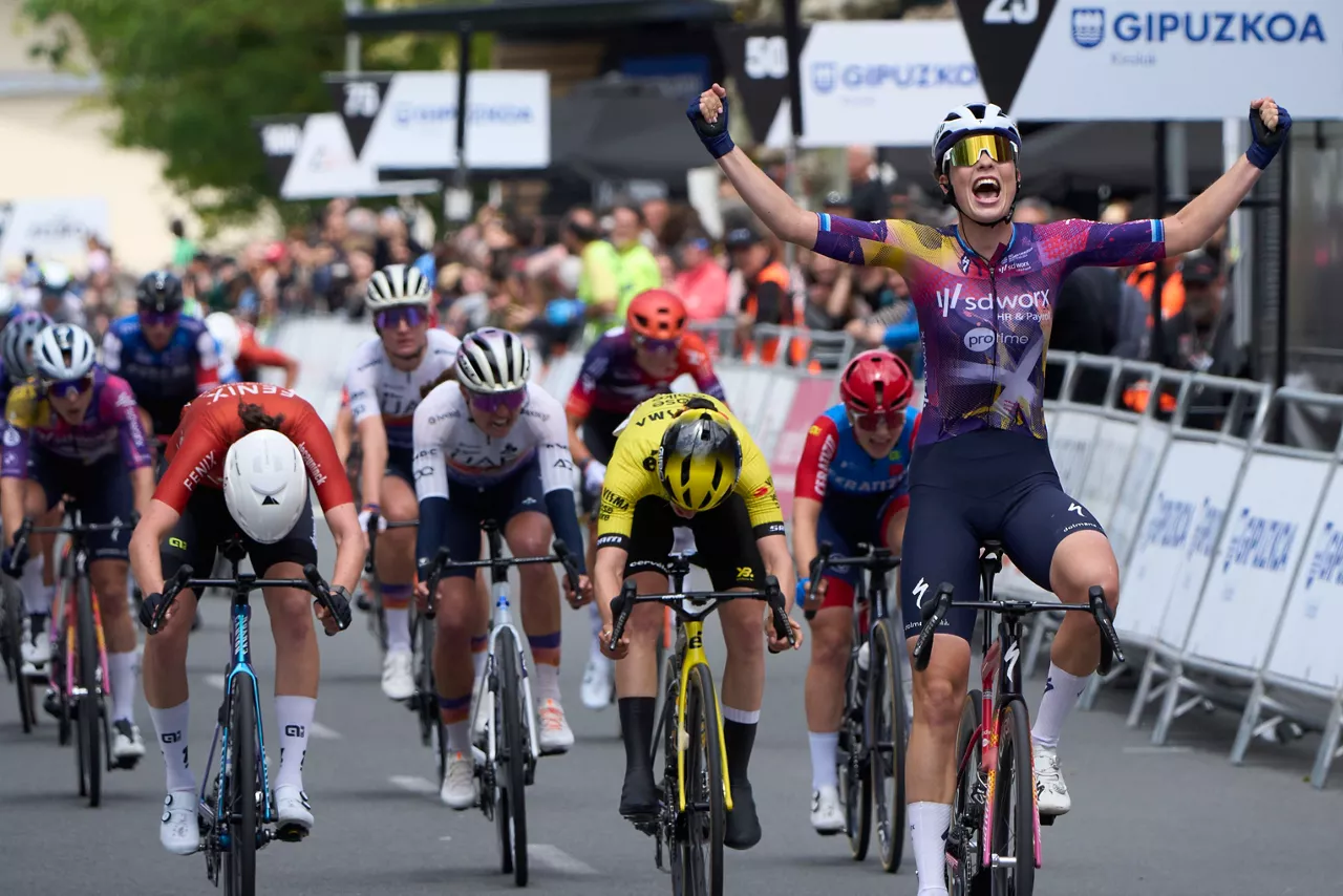 MISCHA_BREDEWOLD_ITZULIA_WOMEN_ETAPA_1