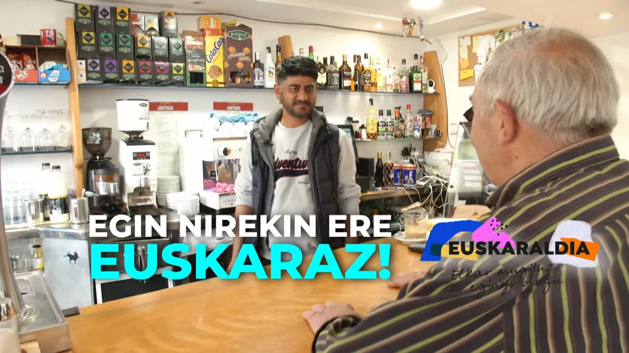 Rizwan pakistandarra Ibarrako nagusien etxeko tabernan