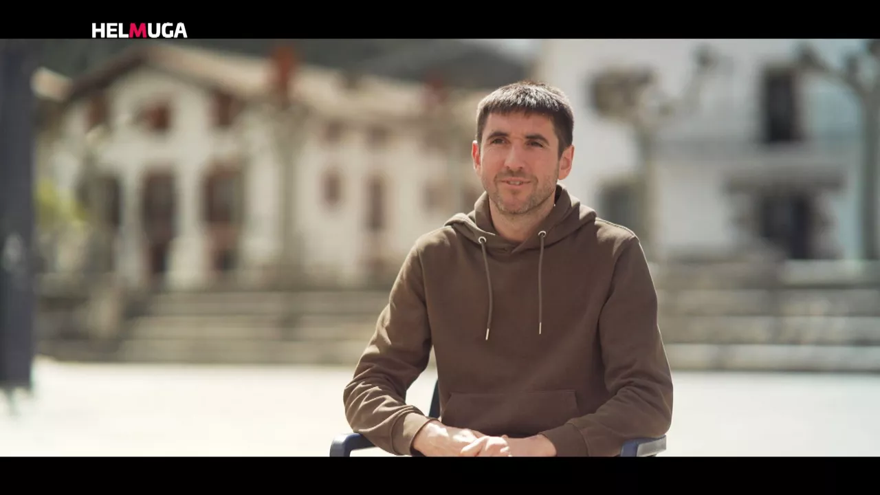 Roberto Martil, Xota futbol-taldeko kapitaina