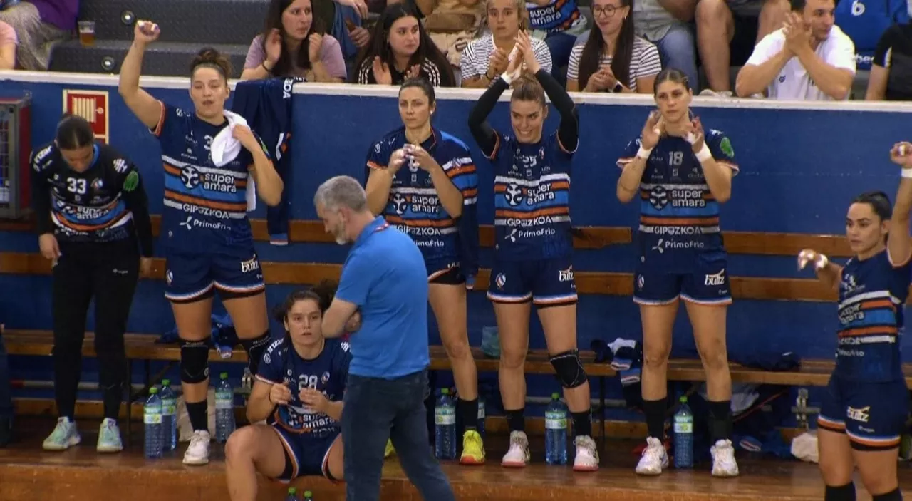 BERA BERA JOKALARIAK AULKIAN POZIK OSPATZEN EITB MEDIA