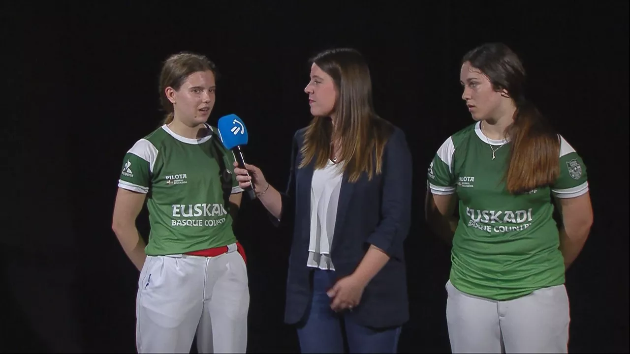 Elaia Gogenola eta Maia Goikoetxea