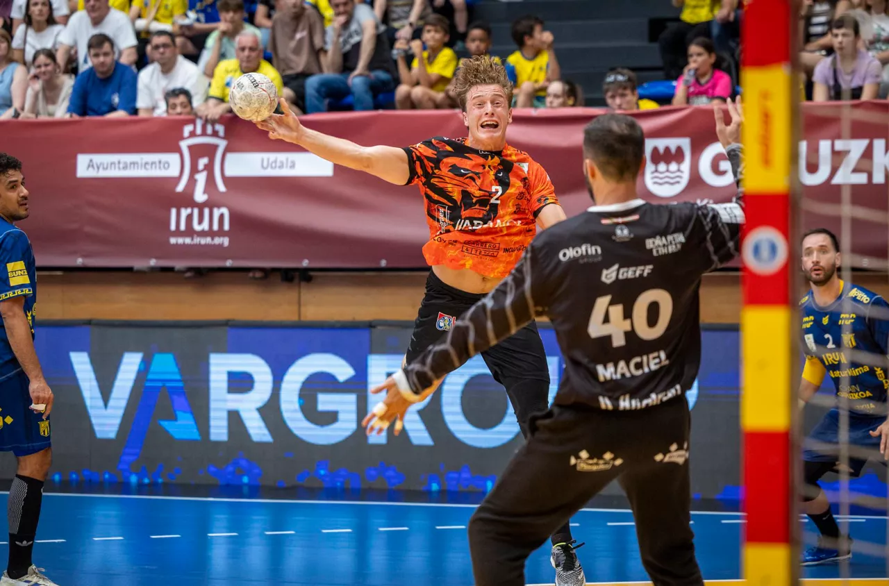 Bidasoa Irun pirde la semifinal ante el Ademar León. Foto: EFE