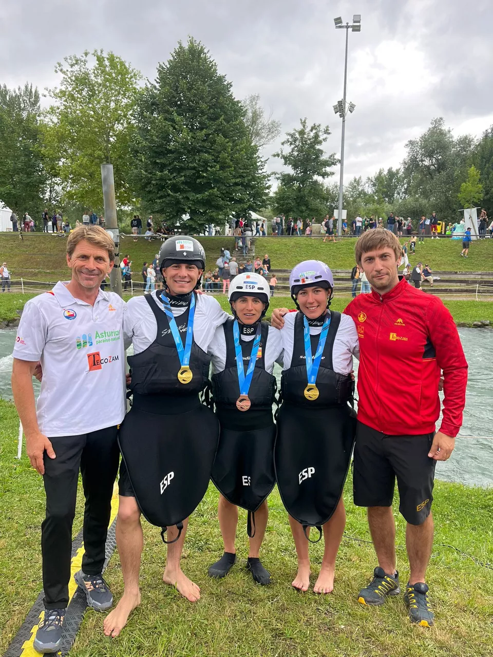 Lazkano y Echaniz ganan el oro y Chourraut el bronce, en la Copa del Mundo de piragüismo