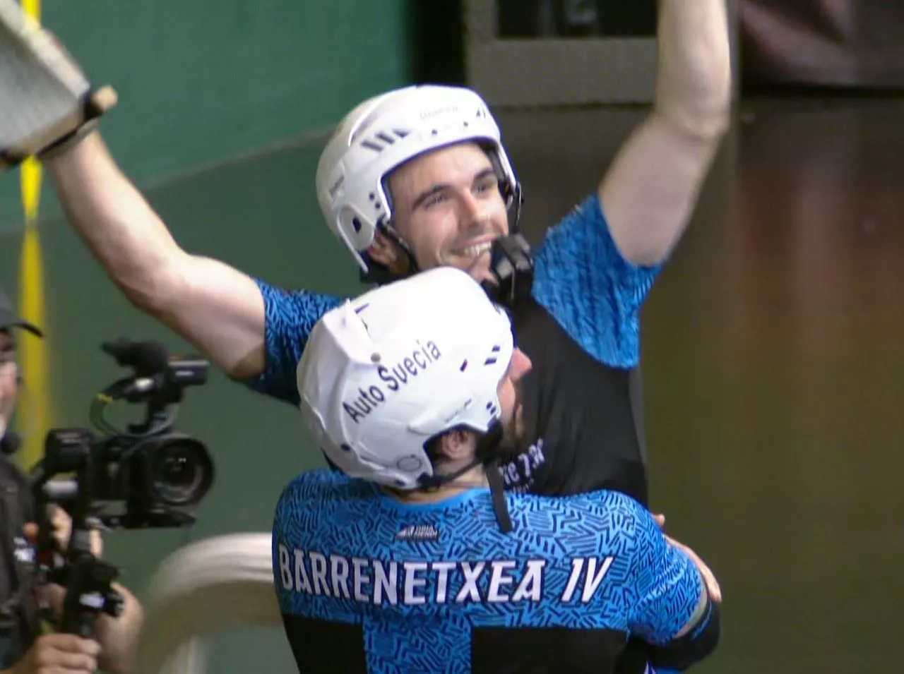 BARRENETXEA_ALDABE_ERREMONTARI_TXAPELDUNAK_EITB_MEDIA