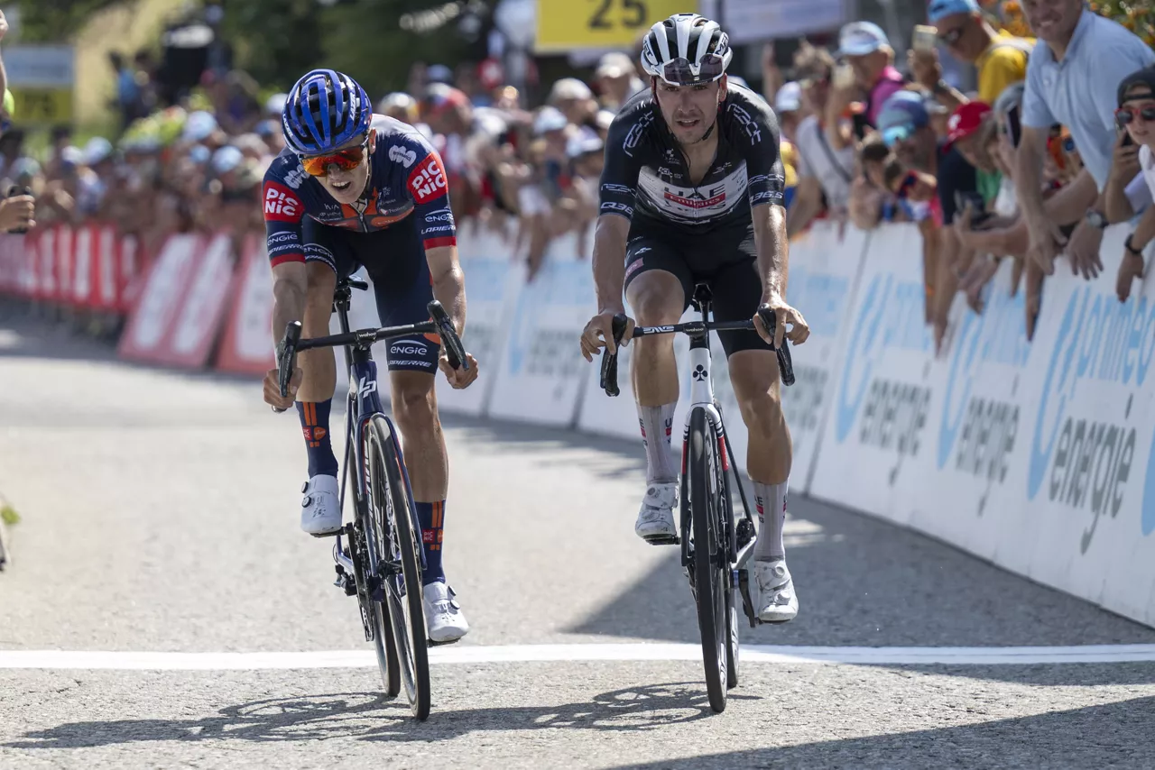 OSCAR_ONLEY_ETA_JOAO_ALMEIDA_TOUR_SUIZA