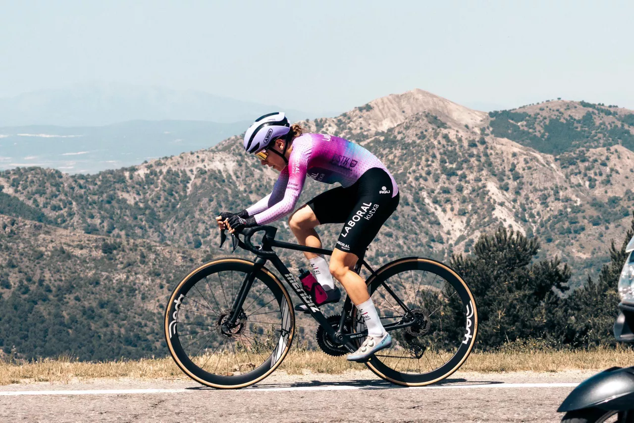 Usoa Ostolaza ha sido segunda en la categoría Élite femenina. Foto: @RFECiclismo