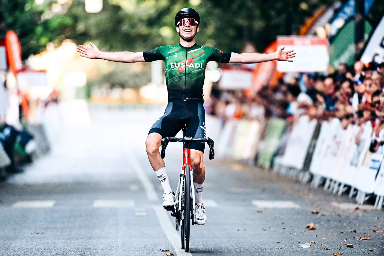 Yago Aguirre. Foto: @RFECiclismo