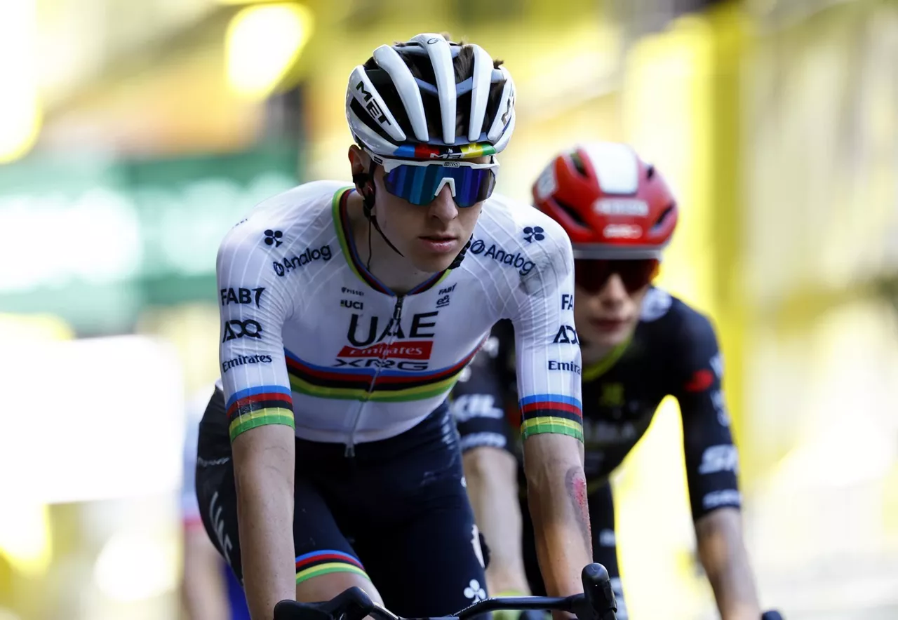 TADEJ_POGACAR_UAE_2025_TOUR_EFE_ERORIKOA