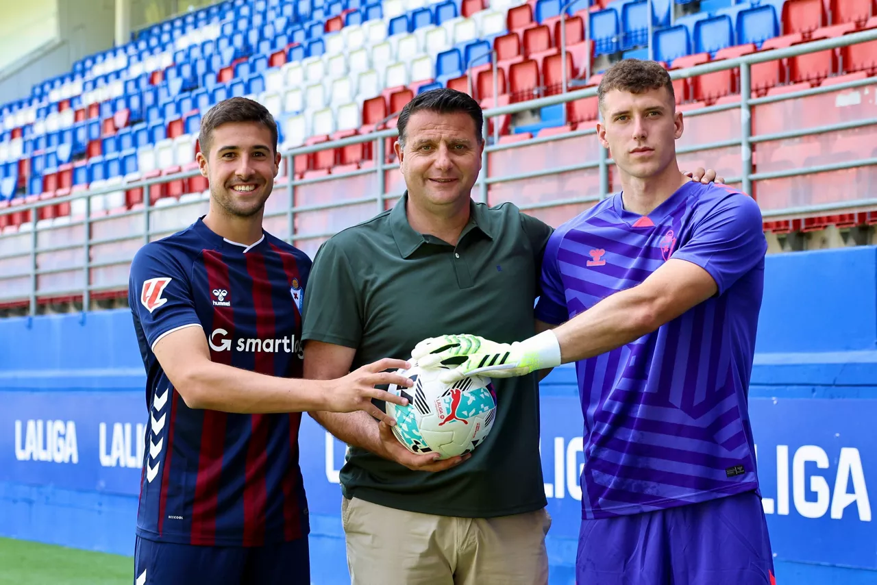 Javier Marton eta Luis Lopez aurkezpena