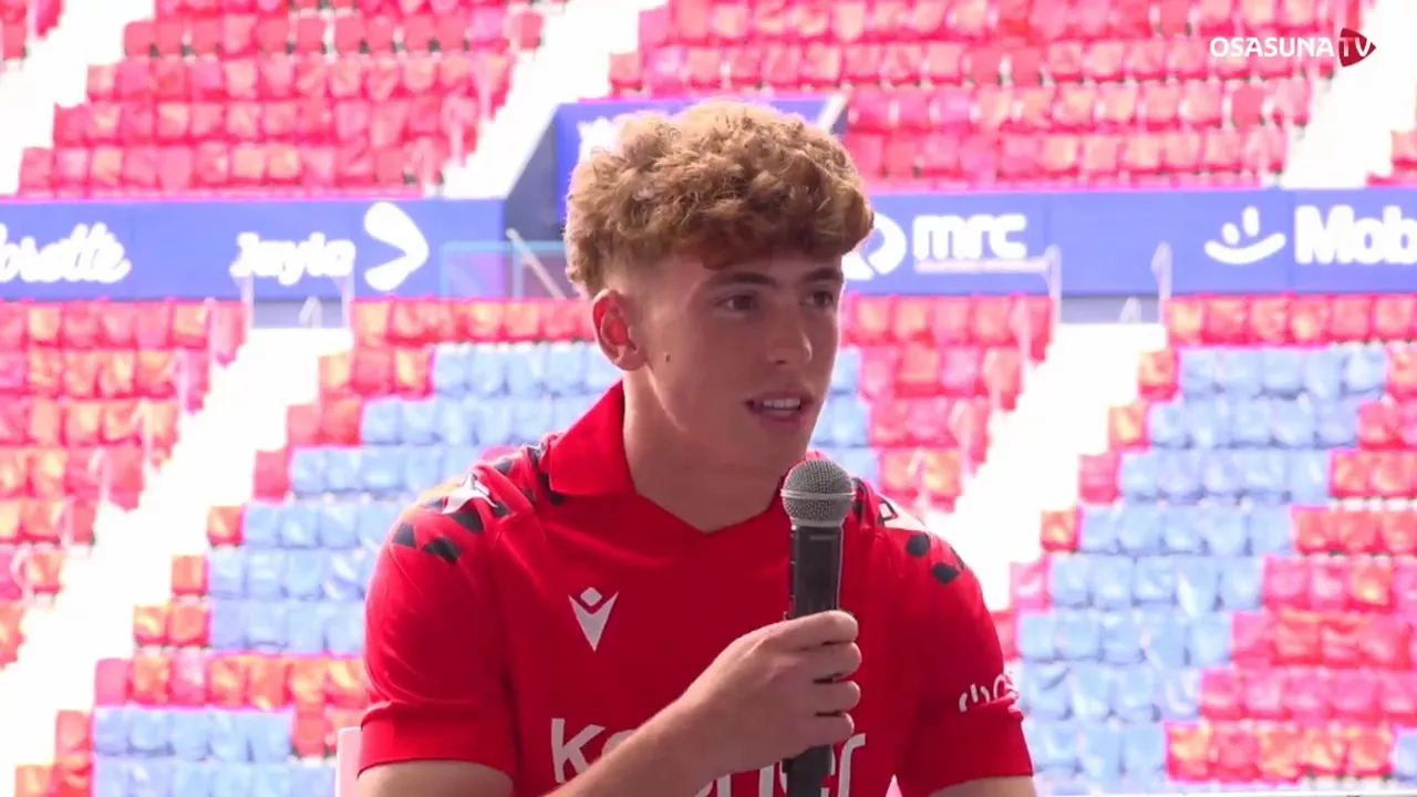 Víctor Muñoz, nuevo jugador de Osasuna