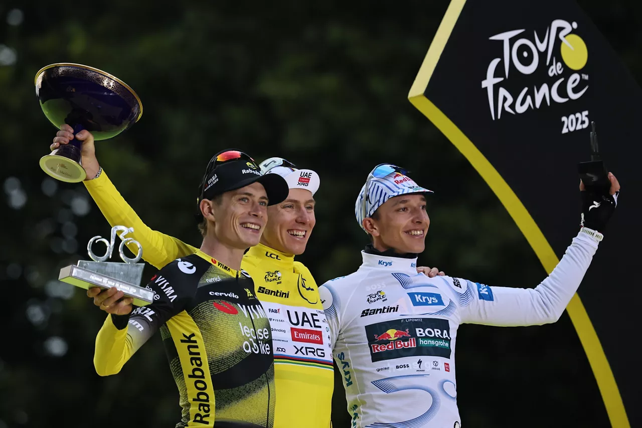 PODIO TOUR FRANCIA 2025