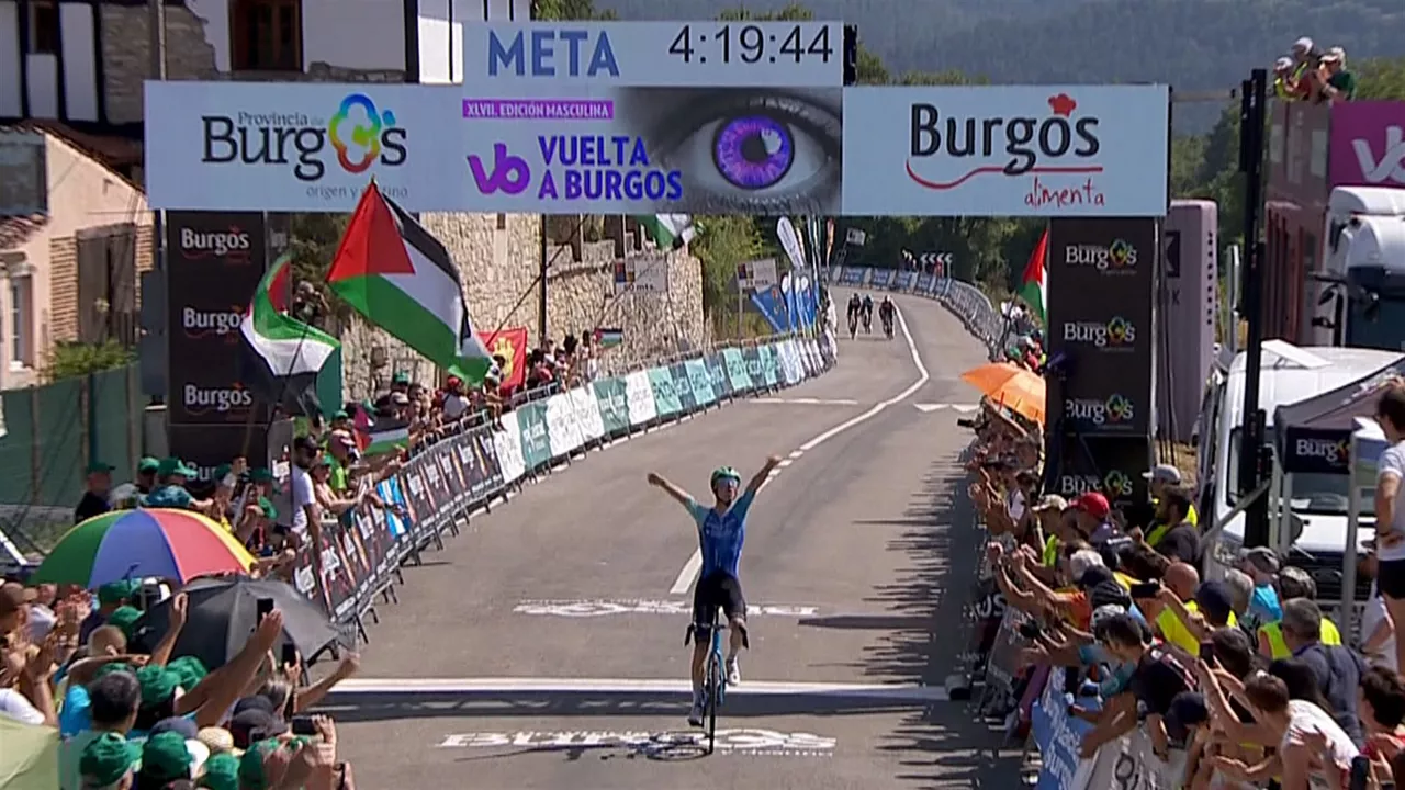 20250807165916_bisiaux_