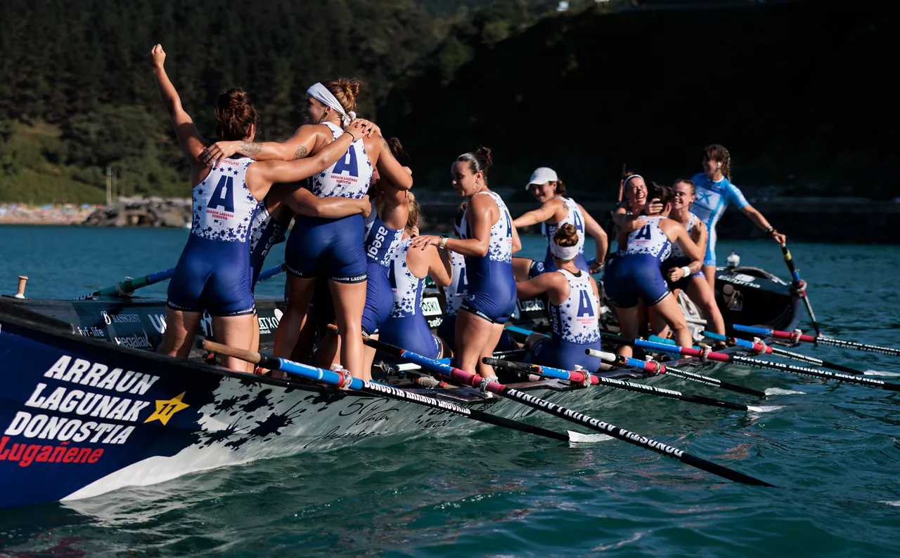 Donostia Arraun Lagunak Ondarroako Bandera