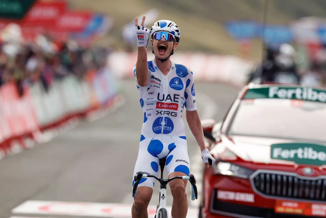 JAY_VINE-ESPAINIA_VUELTA_2025_BELAGUA_IRABAZLEA_EFE