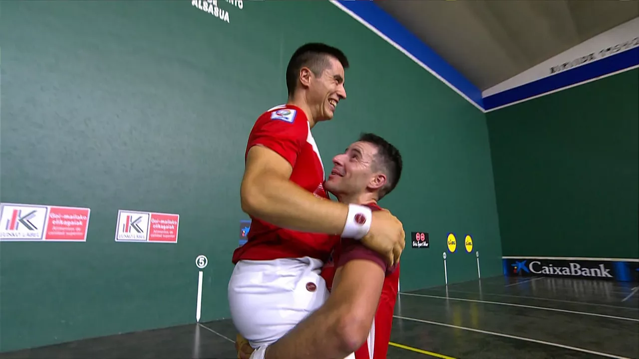 Iosu Eskiroz eta Dario Gomez CaixaBank Masterseko B serieko txapeldunak