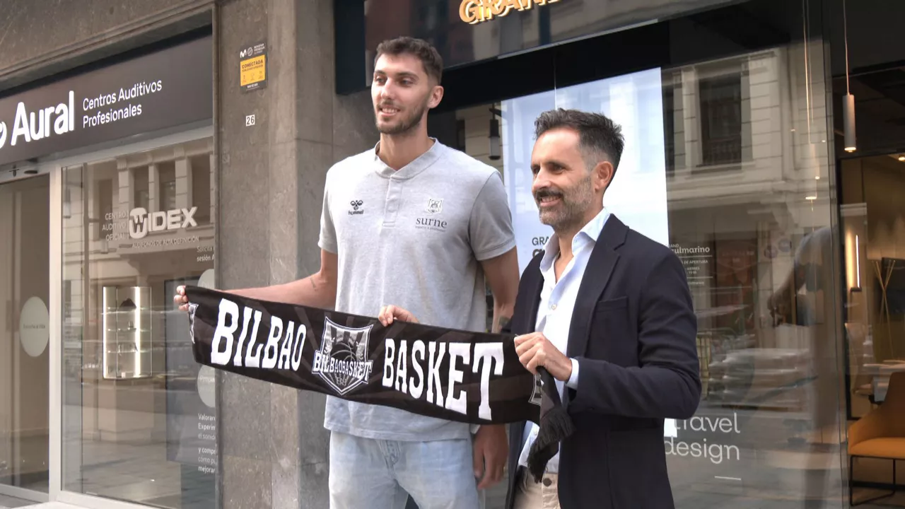 20250916193236_luke-petrasek-bilbao-basket_