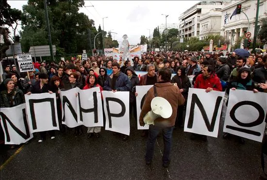 Imagen de una protesta anterior de trabajadores griegos contra las medidas del Gobierno
