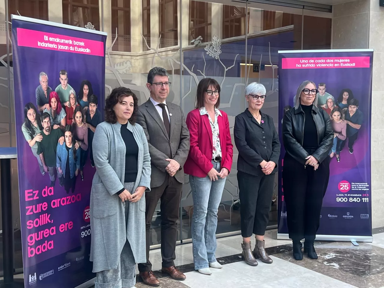 Kanpainaren aurkezpena, astelehen honetan. Argazkia: Irekia. 