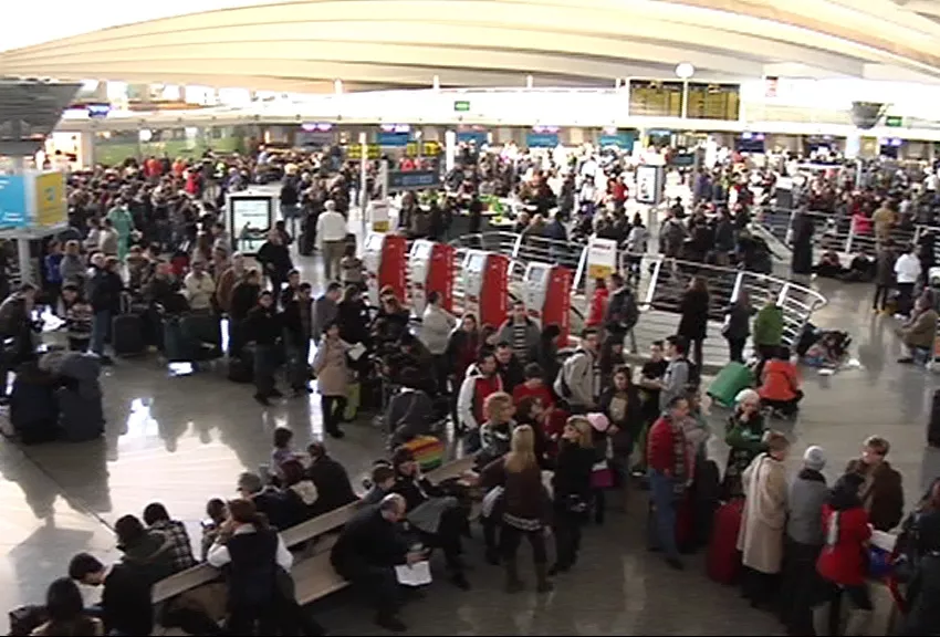 2010ko aire-kontrolatzaileen huelga. Argazkia: EITB