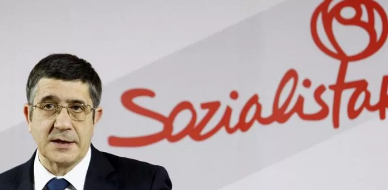 Patxi López en la rueda de prensa de hoy. EFE.
