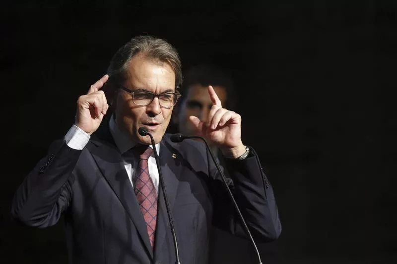 Artur Mas Generalitateko presidentea, jendaurrean hitz egiten. Irudia: EFE