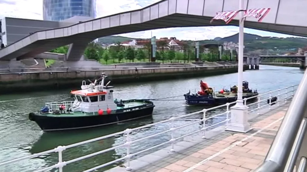 <img style="float:left;margin:5px;" src="http://10.126.2.21/media/images/2012/05/09/653471/653471_gabarra_1024x576_thumbnail.JPG"/><br/><strong>gabarra eitb</strong>