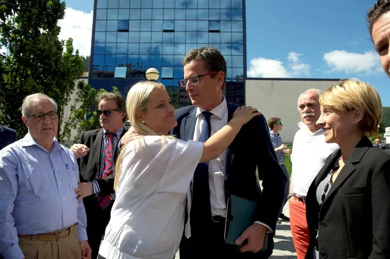 Mari Mar Blanco con Antonio Basagoiti.