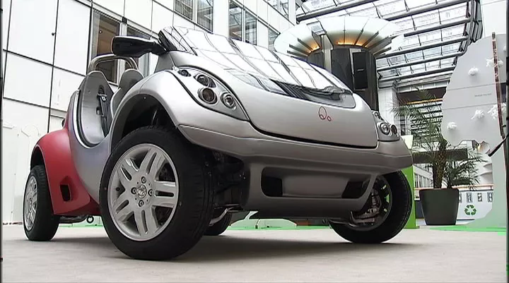 Presentación del coche eléctrico 'Hiriko' en Bruselas.