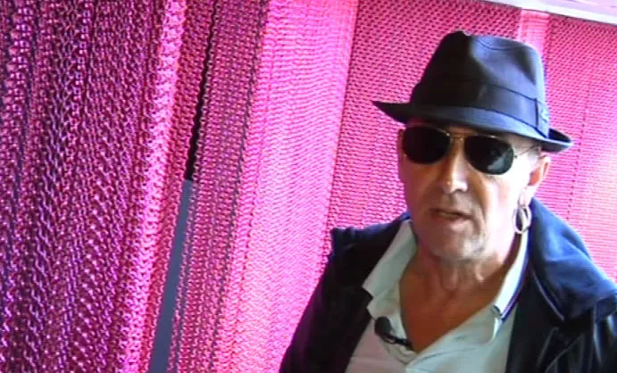Francis Díez, cantante de Doctor Deseo. Foto: EiTB.