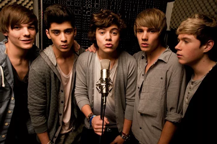One Direction taldeak pelikula bat egingo du