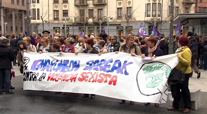 Una marcha contra la violencia machista en Barakaldo. EiTB