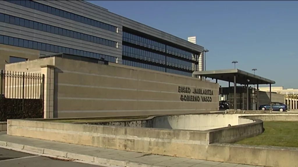El Gobierno Vasco ha recibido las denuncias de las víctimas. EiTB