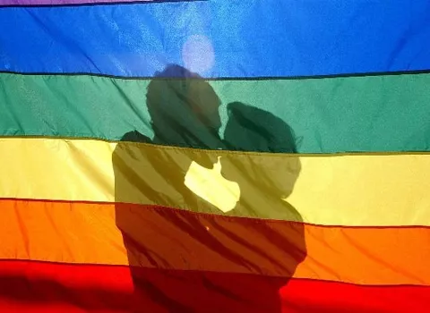 Una pareja homosexual. Foto de archivo: EFE