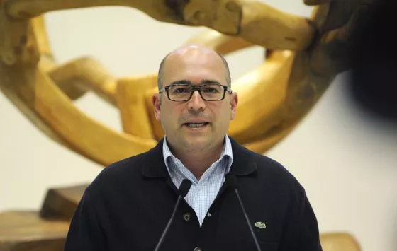 Alfredo de Miguel Legebiltzarrean De Miguel auzia. EITB