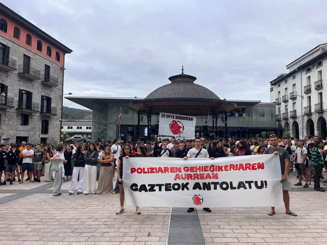 Elkarretaratzea Azpeitian