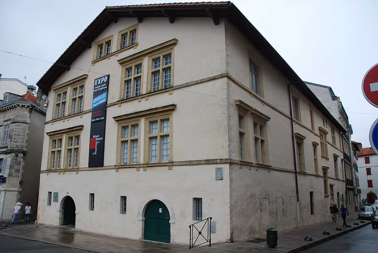 Le Musée Basque de Bayonne, sur une image archivée.