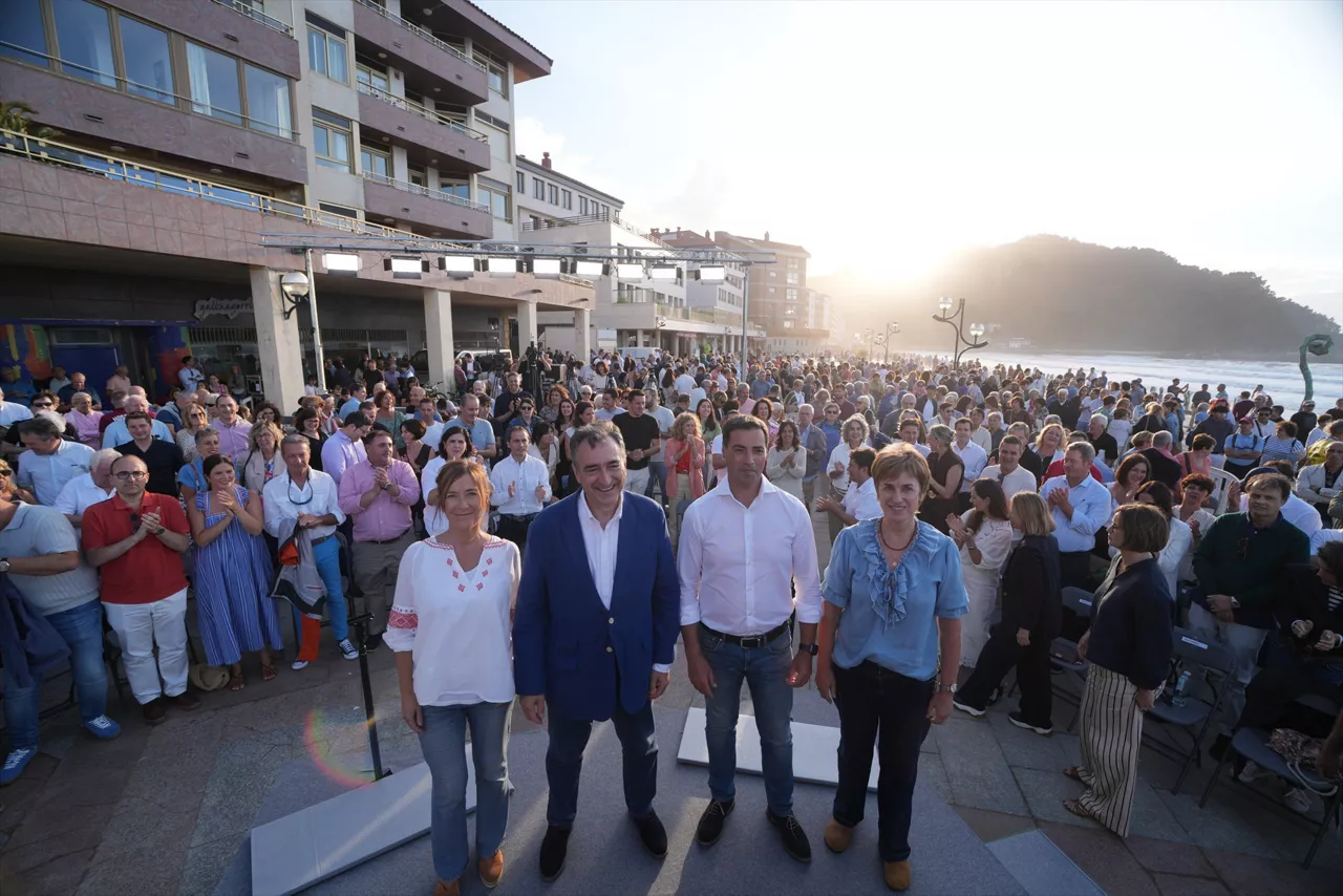 Acto de inicio del curso político del PNV en Zarautz (Gipuzkoa)



JOSE IGNACIO UNANUE - EUROPA PRESS

29/8/2025