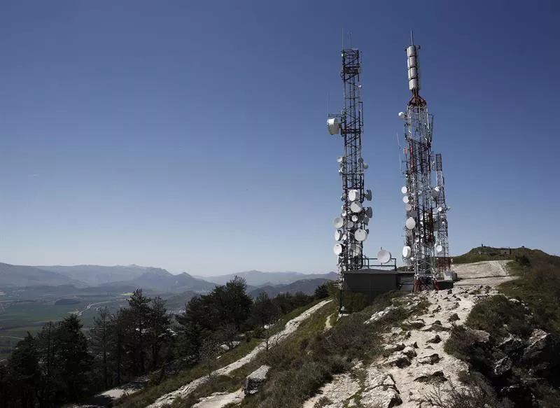 Los repetidores de TV situados en Ezkaba. EFE