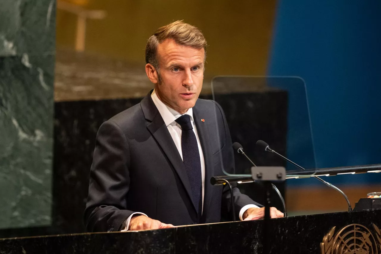 NEW YORK (United States), 22/09/2025.- French President Emmanuel Macron speaks during the High-Level International Conference for the Peaceful Settlement of the Question of Palestine and the Implementation of the Two-State Solution, at the United Nations (UN) headquarters in New York, New York, USA, 22 September 2025. The UN General Assembly's high-level week runs from 22 until 30 September. (Nueva York) EFE/EPA/LEV RADIN
