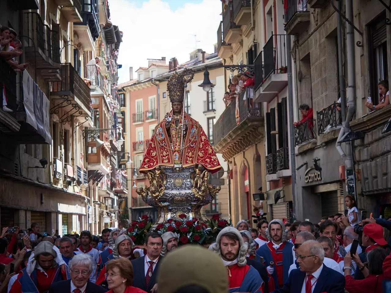 procesión de san fermin pamplona