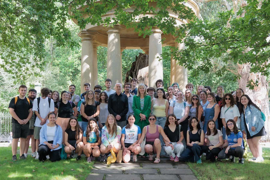 Jóvenes de la diáspora visitan Gernika.