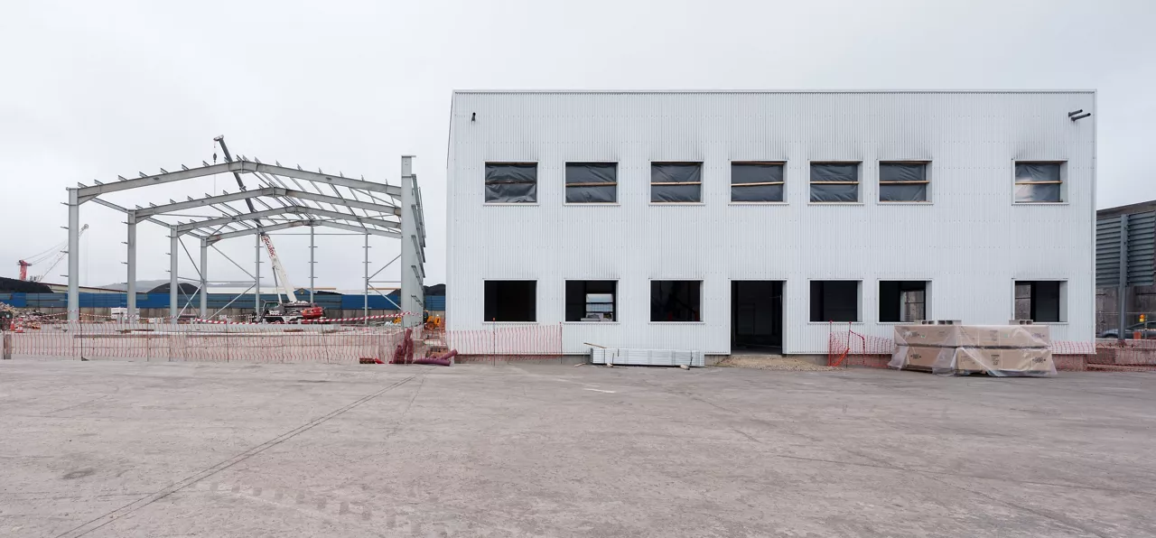 Obras de construcción de la planta de Biscay Eco Aggregates en Puerto de Bilbao



REMITIDA / HANDOUT por PETRONOR

Fotografía remitida a medios de comunicación exclusivamente para ilustrar la noticia a la que hace referencia la imagen, y citando la procedencia de la imagen en la firma

22/9/2025