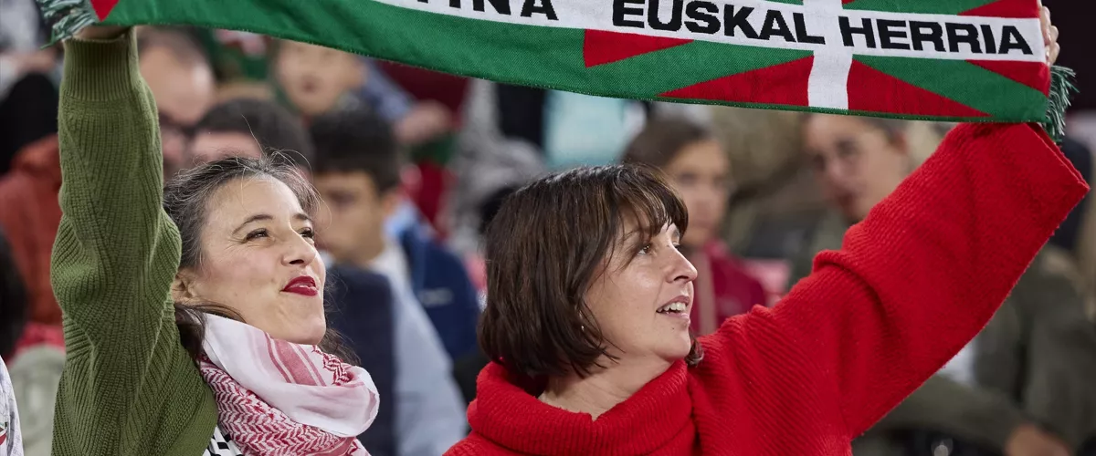 Supporters reacts during the International Friendly match between Basque Country and Palestine at San Mames on November 15, 2025, in Bilbao, Spain.



Ricardo Larreina / AFP7 / Europa Press

15/11/2025 ONLY FOR USE IN SPAIN