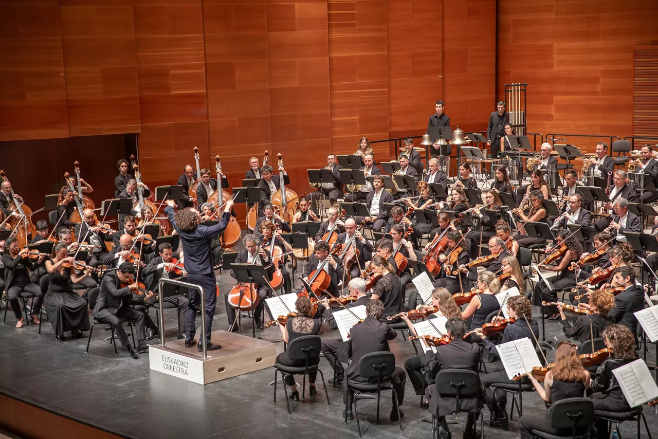 Euskadiko Orkestra 2024/2025 denboraldiko kontzertu batean