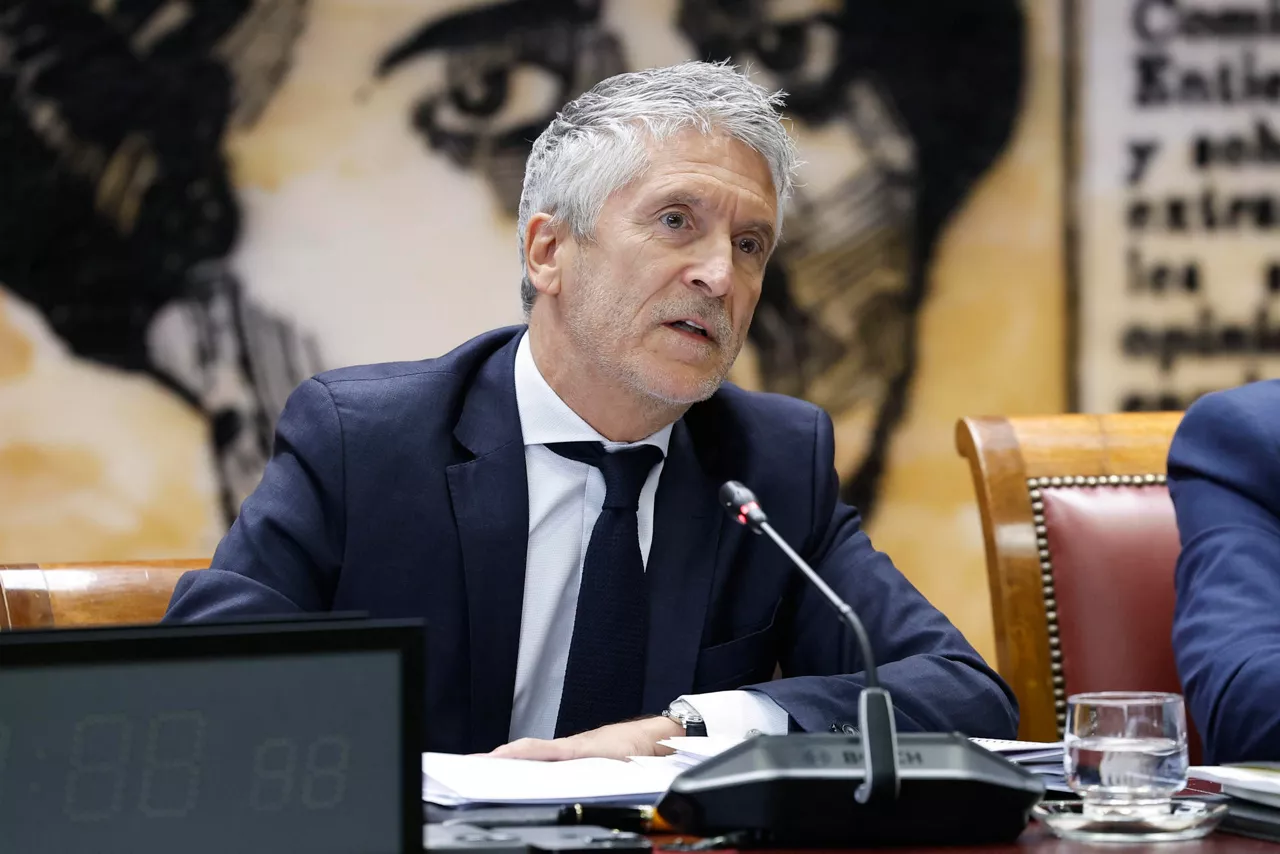 MADRID, 28/08/2025.- El ministro del Interior, Fernando Grande-Marlaska, comparece ante la Comisión de Interior de la Cámara Alta, a petición del PP, este jueves en el Senado. EFE/ Chema Moya
