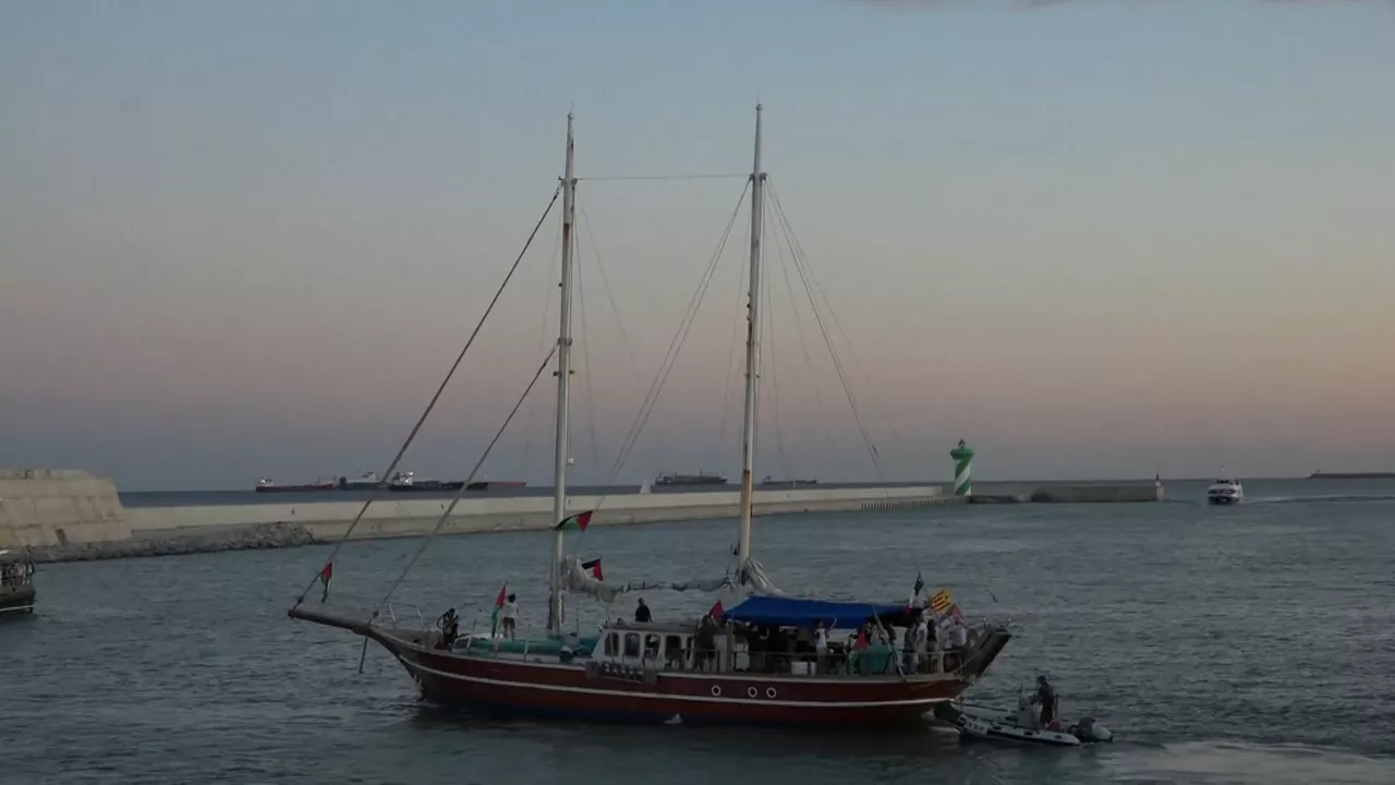 Global Sumud Flotilla badoa berriz BArtzelonatik Gazara