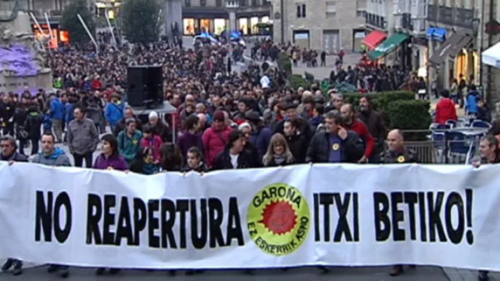 Manifstación contra la reapertura de Garoña.