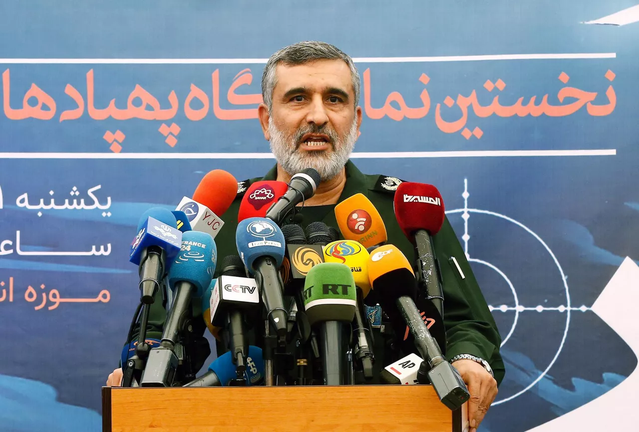 TEHRAN (Iran (Islamic Republic of)), 13/06/2025.- (FILE) - Head of the Revolutionary Guard's aerospace division Amir Ali Hajizadeh speaks to media during a presser in Tehran, Iran, 21 September 2019 (reissued 13 June 2025). Israel launched strikes on Iran early 13 June, killing top military figures including Chairman of the Chiefs of Staff of Iran’s Armed Forces Major General Mohammad Bagheri, Chief Commander of the Islamic Revolutionary Guard Corps (IRGC) Major General Hossein Salami, Commander of Khatam al-Anbia Headquarters Major General Gholam Ali Rashid, and Amir Ali Hajizadeh, both countries confirmed. The strikes were part of Operation Rising Lion, Israel's Prime Minister Benjamin Netanyahu said, adding that Iran’s nuclear programme poses a threat to "Israel's very survival".  (Teherán) EFE/EPA/ABEDIN TAHERKENAREH *** Local Caption *** 55758524
